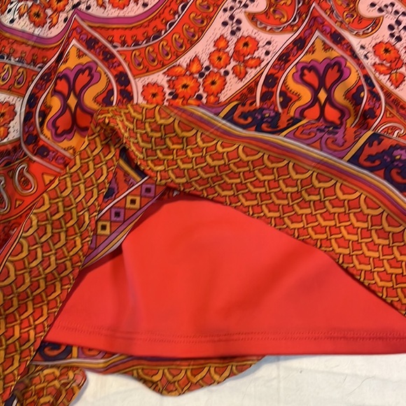 EUC Muse size is 12 dress - Picture 2 of 7